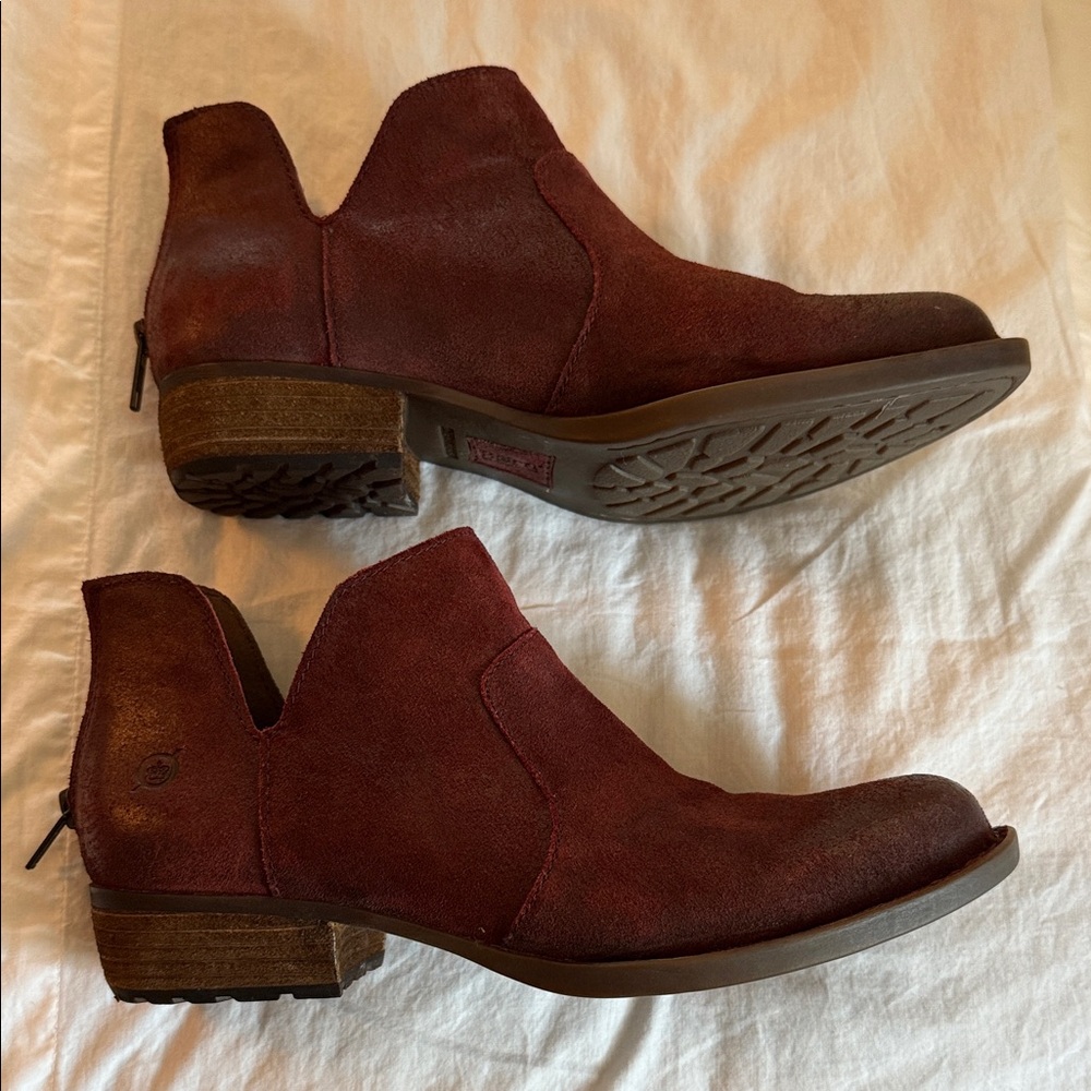 Born Women's Burgundy Ankle Boots - Picture 4 of 7